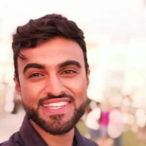 إمام مسلم يكشف معاناته مع الاسلاموفوبيا في بريطانيا @theyoungimam