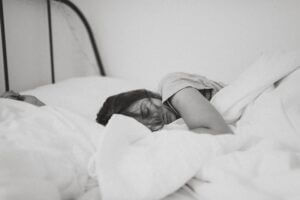 كيف تؤثر قلة النوم على الذاكرة؟ وماذا نصنع لها؟!