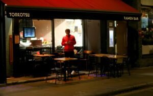 ‎الحكومة تقدم مليار جنيه إسترليني لدعم الشركات المتضررة من قيود كورونا