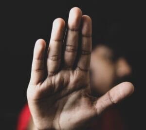 تضاعف أعداد شكاوى تعرّض الذكور للاعتداء الجنسي في بريطانيا