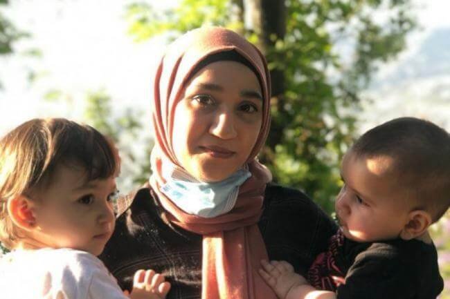 طفلان سوريان مهددان بالترحيل لفقدانهما أوراقهما الثبوتية (ذا ناشيونال)