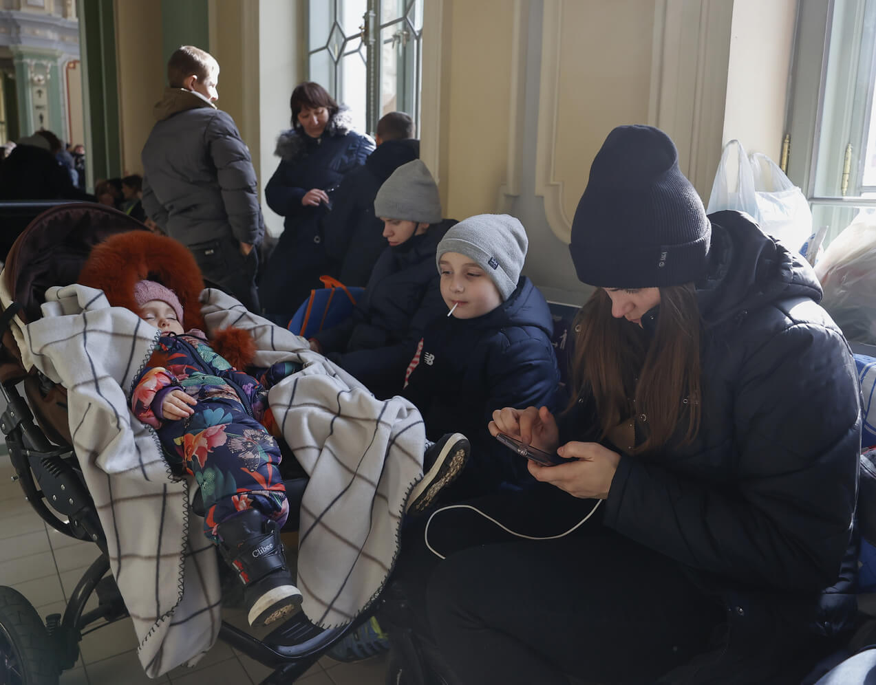 350 جنيهًا إسترلينيًا شهريًا للعائلات التي تستضيف لاجئين أوكرانيين في المملكة المتحدة