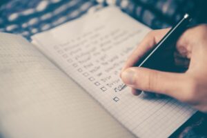 Do not write down New Year's Resolutions! (Unsplash)