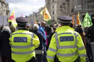  الشرطة توقف احتجاجًا مؤيدًا للفلسطينيين في جامعة أكسفورد