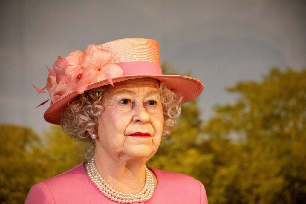 صورة لملكة بريطانيا- الامير هاري