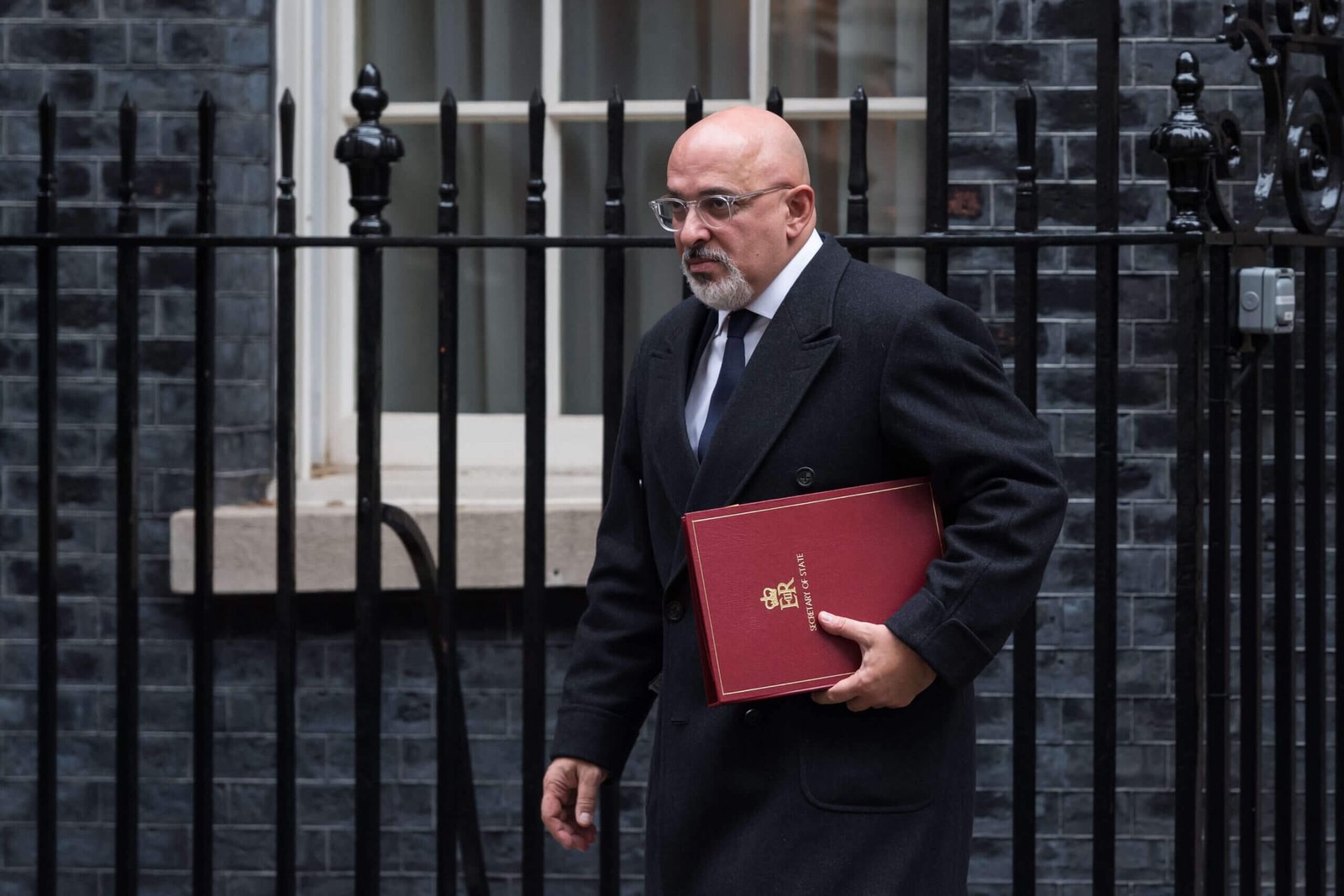 ناظم الزهاوي وزير التعليم البريطاني