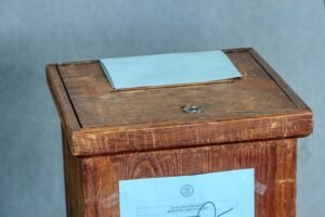 متى تعلن نتائج الانتخابات المحلية رسميا في بريطانيا؟ ولماذا يتأخر معظمها