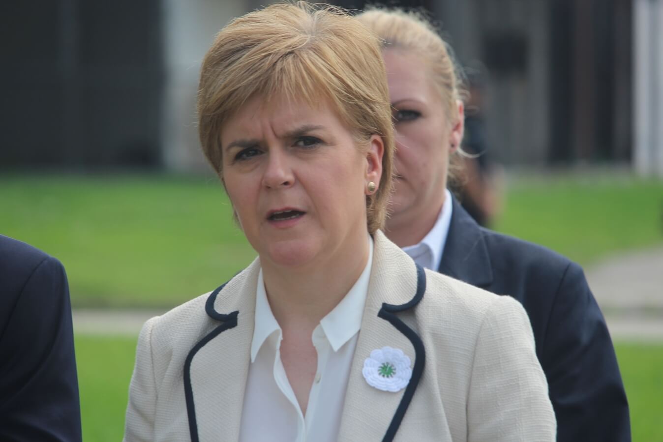 استقالة الوزيرة الأولى في اسكتلندا نيكولا ستروجون