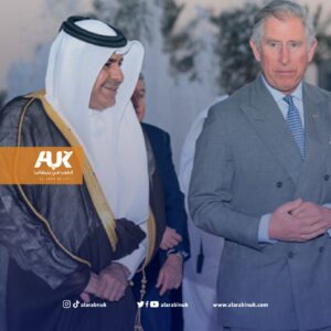 حقيبة مليئة بالنقود من شيخ قطري