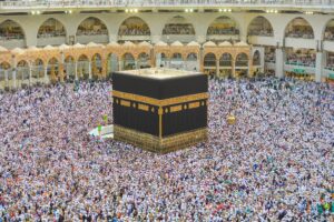 غرامات باهظة وعقوبات مشددة لمخالفي شروط الحج 2025