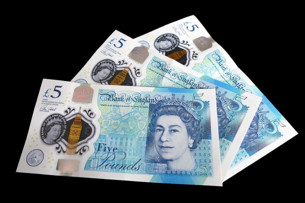 Five-pound-note-g7487763af 1280