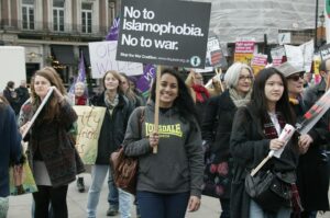 دعوات لخلق بيئة آمنة للطلبة المسلمين في جامعات بريطانيا