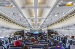  خبراء يجدون أكثر المقاعد أمنًا على متن الطائرات