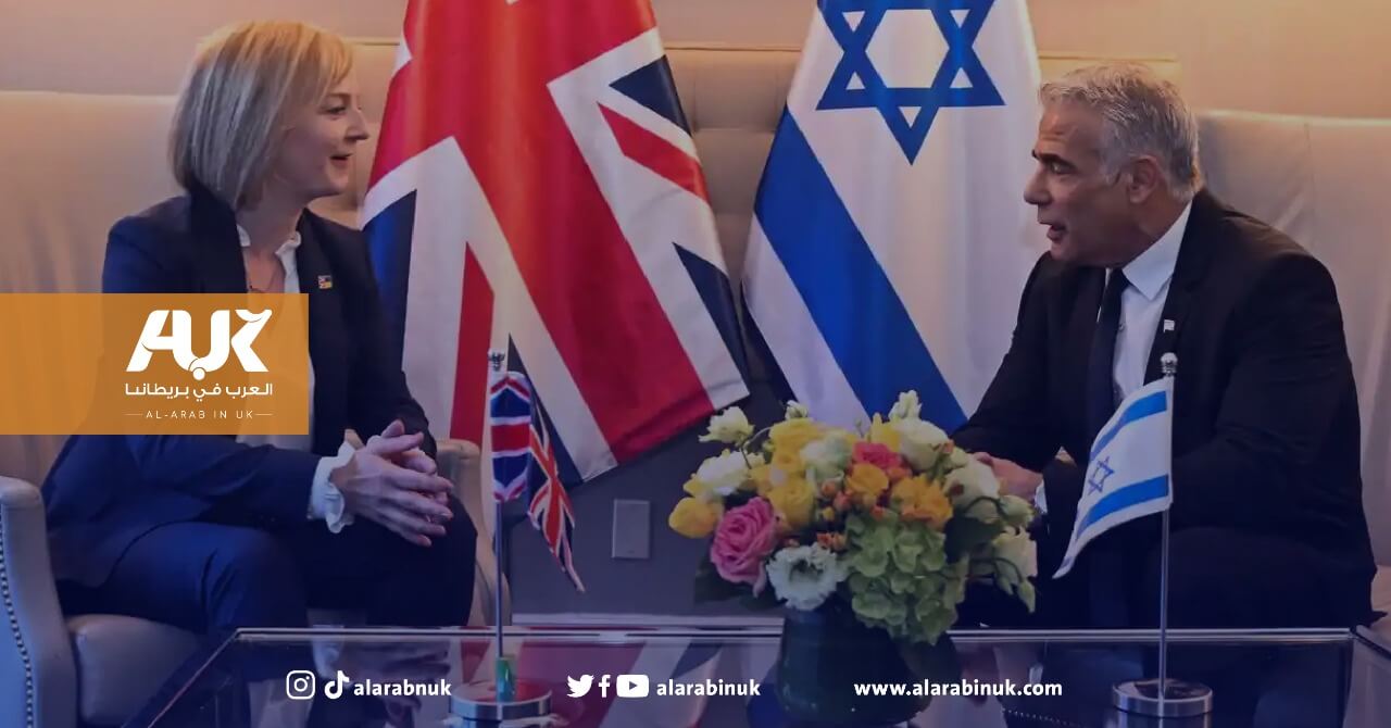 رئيسة الوزراء البريطانية السابقة مع رئيس الوزراء الإسرائيلي