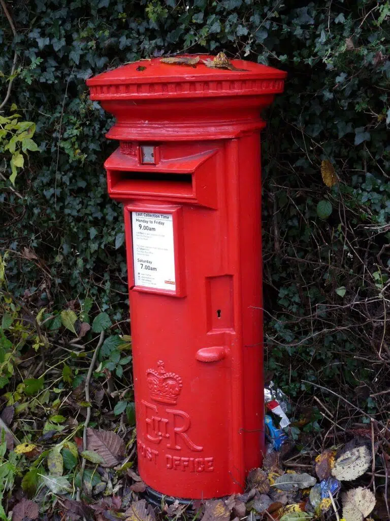 Post-box-red-g35d810731 1280