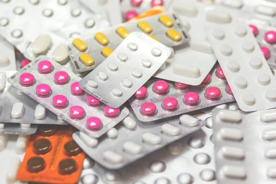 أدوية وعقاقير جديدة لمرضى الإيدز في بريطانيا 