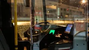 متى تدخل حافلات الترام الجديدة إلى الخدمة في لندن؟