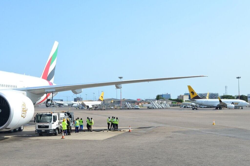 طيران الإمارات