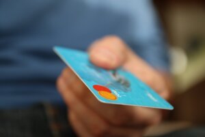نصائح هامة لأصحاب حسابات التوفير في بريطانيا بعام 2025