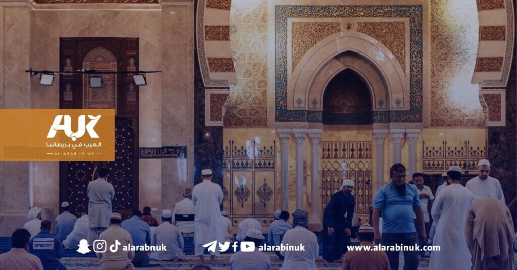 صلاة الجمعة في كبرى مساجد بريطانيا 