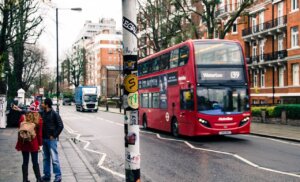 لماذا ستختفي حافلات بوريس الحمراء ذات الطابقين من شوارع لندن؟