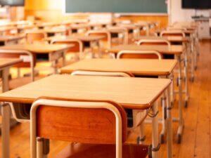 التمويل الحكومي للمدارس في بريطانيا يصل إلى مستوى قياسي