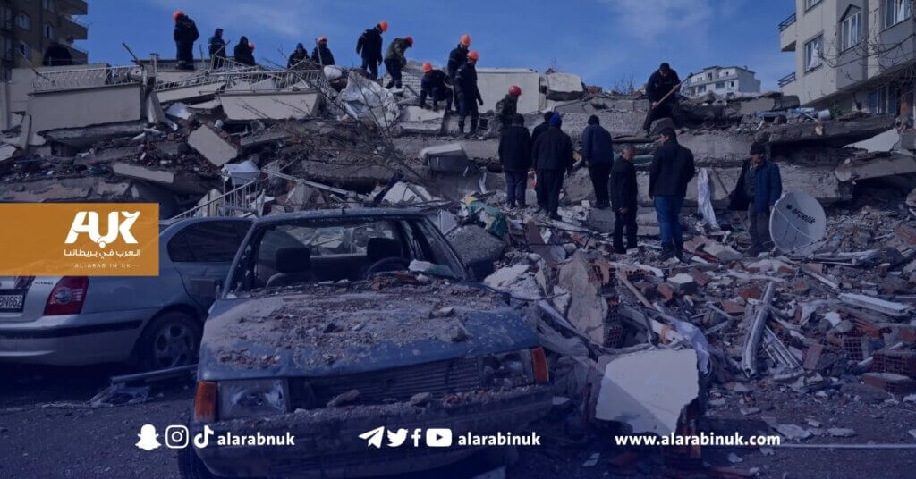 عائلات سورية متضررة من الزلزال 