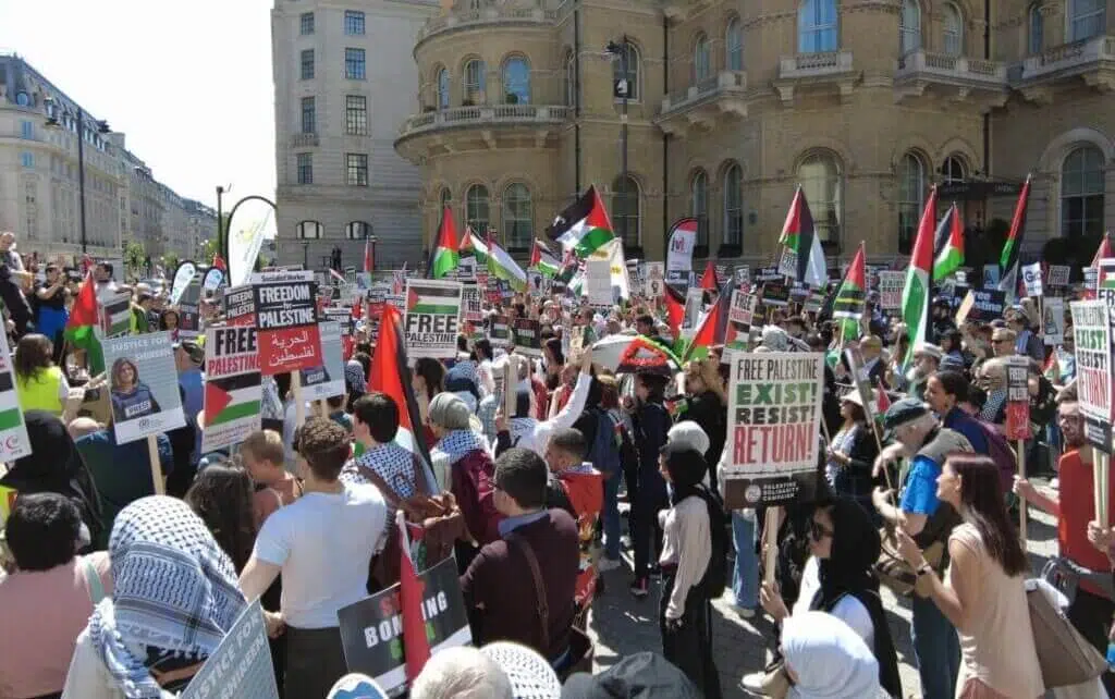 مسيرة حاشدة في لندن إحياءً للذكرى الـ 75 للنكبة الفلسطينية يوم 13 مايو