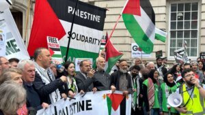 شرطة لندن "تقمع" مظاهرات فلسطين و "تتهاون" مع مسيرات اليمين المتطرف