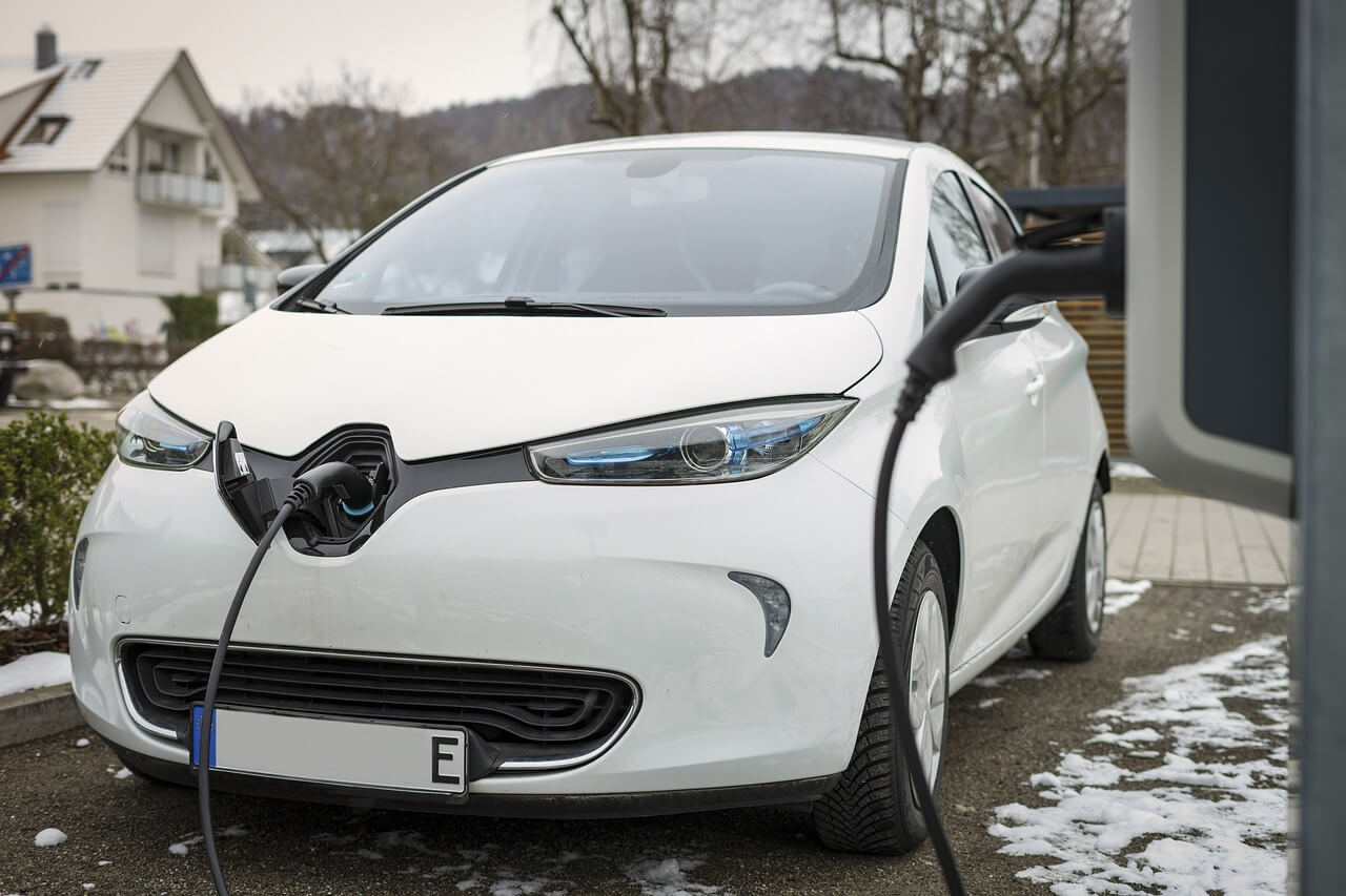 قائمة بأرخص أنواع السيارات الكهربائية لعام 2023 (بيكساباي)