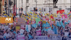 كل ما تود معرفته بشأن إضرابات العمال في بريطانيا في أغسطس 2023