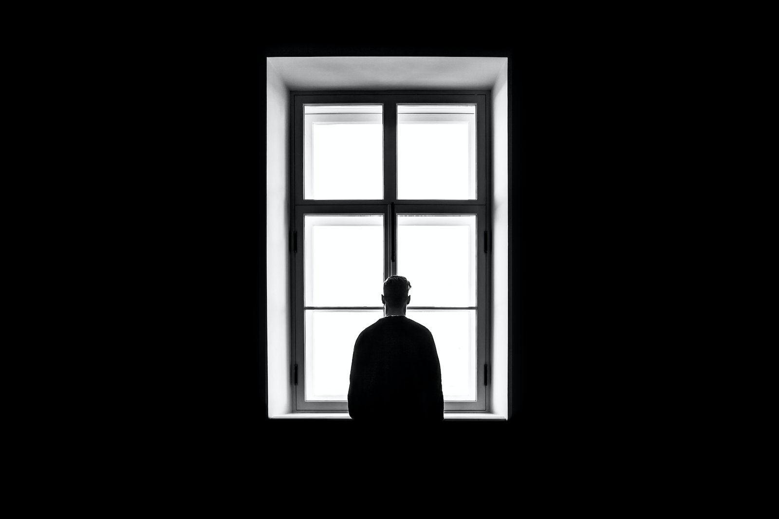 ما أفضل الأوقات لممارسة العزلة ؟ (آنسبلاش)