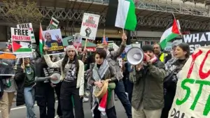 الشرطة البريطانية تتبنى أساليب فاشية في ملاحقة ناشطي فلسطين