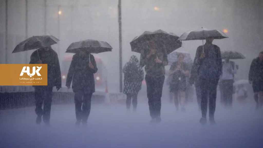 طقس بريطانيا: تحذير من أمطار غزيرة تستمر لنحو 18 ساعة