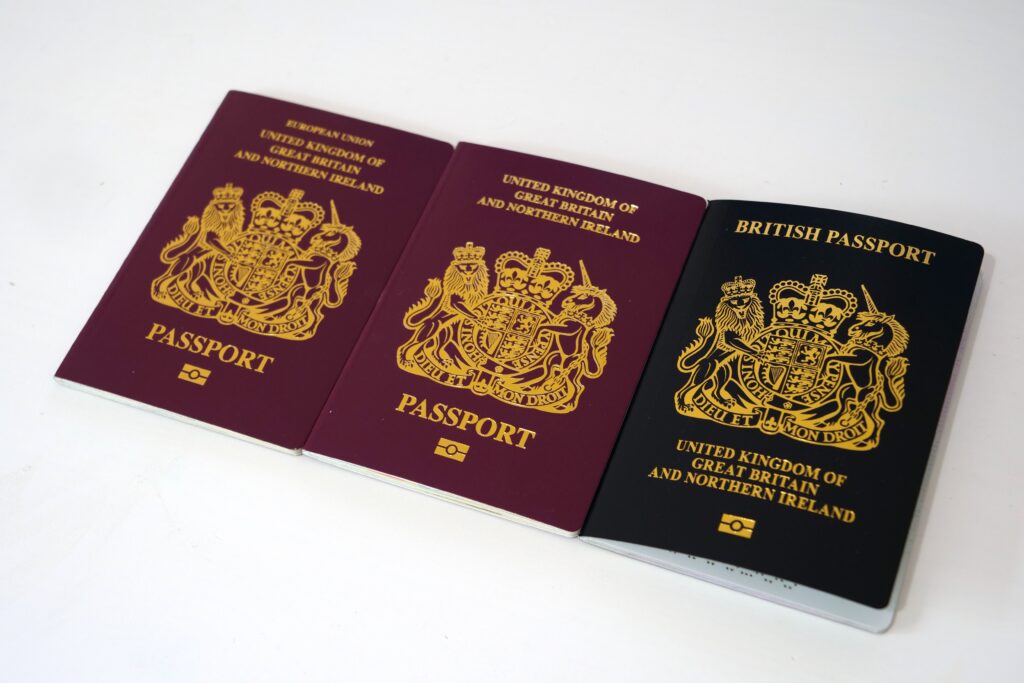 تأشيرة في بريطانيا