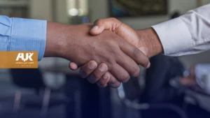 طريقة مصافحتك للآخرين تدل على حالتك الصحية!