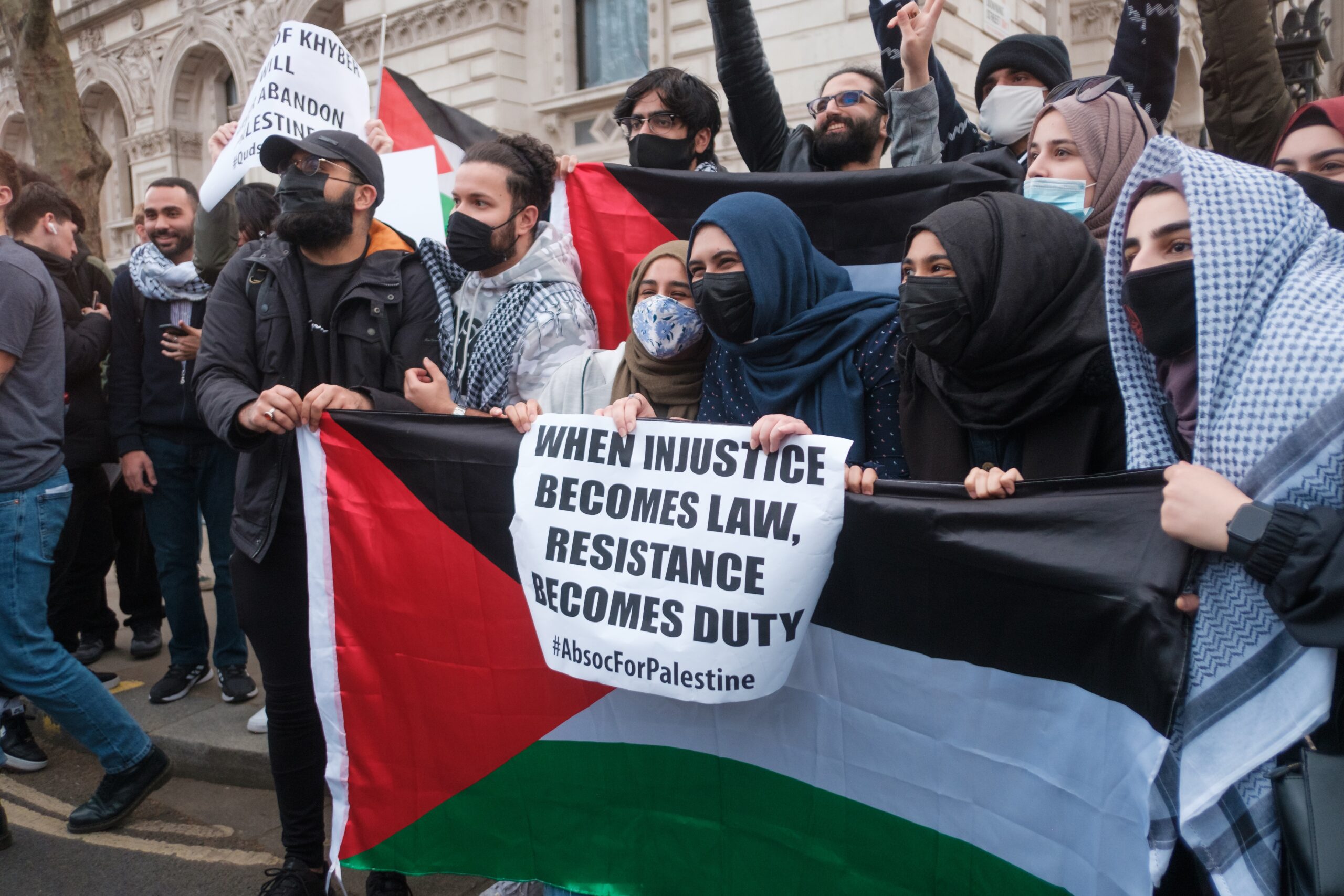 مظاهرات تضامنية مع فلسطين