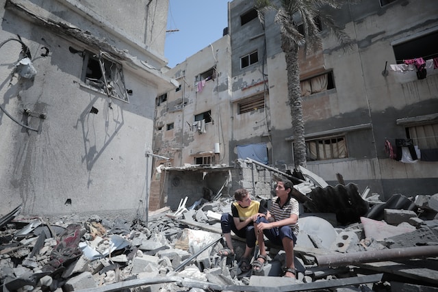 الصليب الأحمر البريطاني يرفض قطع المساعدات عن الفلسطينيين