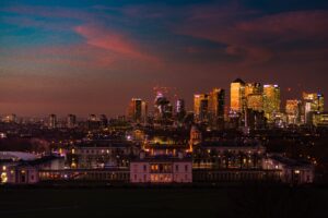 أي أحياء لندن شهد ارتفاعا في أسعار المنازل عام 2023؟