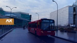 حافلة كهربائية ثالثة تلتهمها النيران في لندن خلال أقل من شهر!