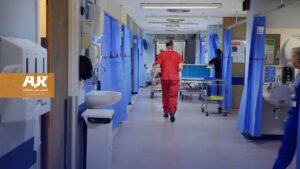 تحقيق: 19 ألف مريض انتظروا بقوائم أقسام طوارئ NHS ثلاثة أيام