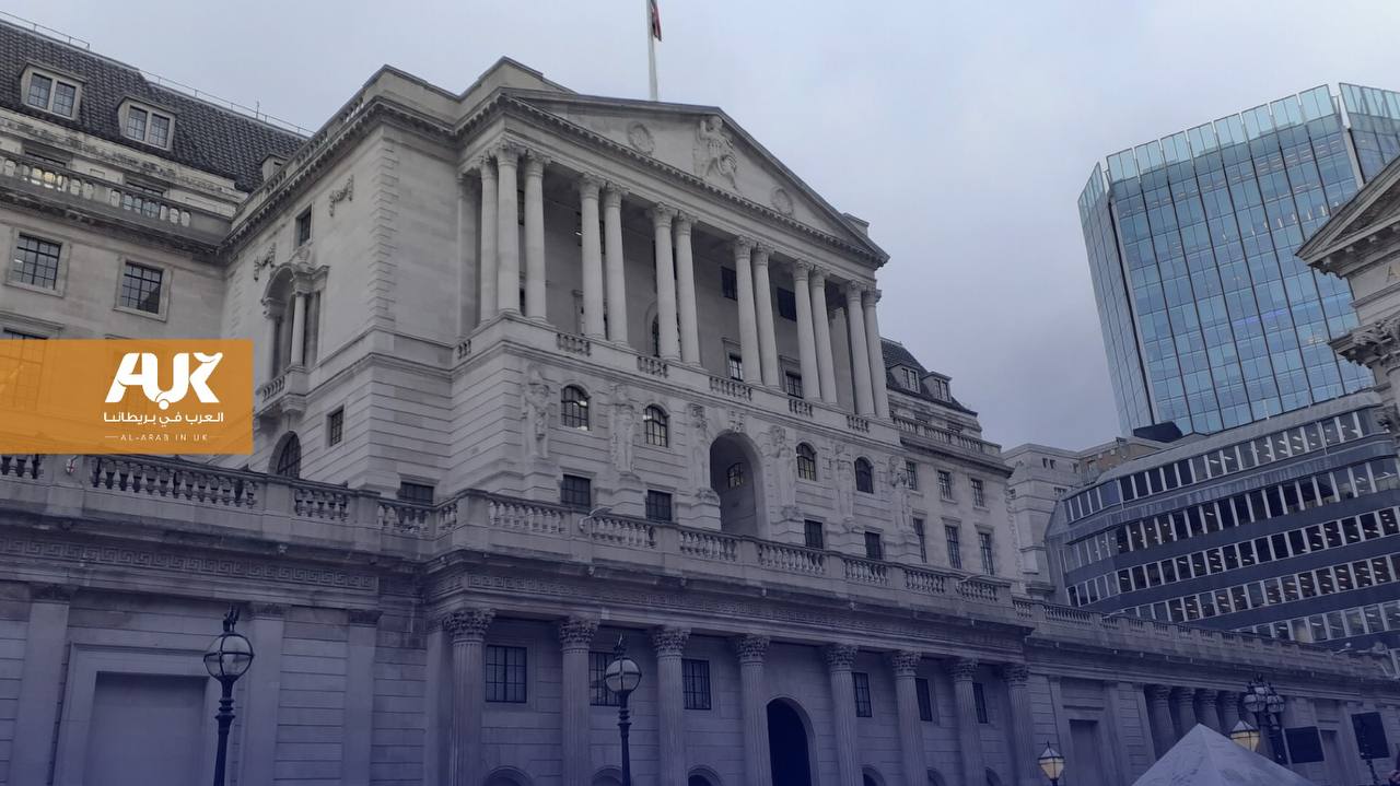 بنك انجلترا يطالب بالحد من زيادات الأجور لإعادة السيطرة على التضخم