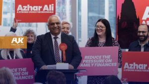 انتخابات روتشديل: مرشح مسلم لبرلمان بريطانيا يعتذر لإسرائيل