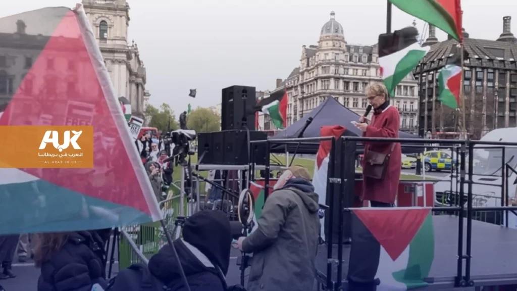 في يوم الأسير اعتصام أمام البرلمان البريطاني للتذكير بجرائم "إسرائيل"