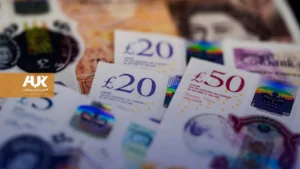 هل المستهلكون في بريطانيا أفضل حالًا بعد 14 عامًا من حكم المحافظين؟