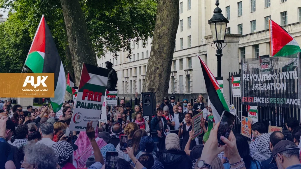 Protesters Declare We Don't Trust Starmer; Ceasefire in Gaza is the Only Option