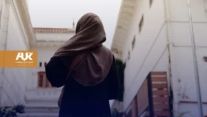 نساء مسلمات لا يجدن مكانًا للصلاة في عدد من مساجد بريطانيا "دراسة"