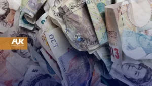 الباوند البريطاني يشهد أطول موجة هبوط أمام الدولار في عام واحد