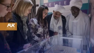 مغامرة إنسانية: بريطانيان يتسلقان جبال الأطلس المغربية لدعم مستشفى أنقذ حياة طفليهما