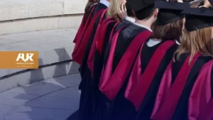 بريطانيا تخطط لفرض ضريبة 6٪ على الطلاب الأجانب وتقليص مدة الإقامة بعد التخر